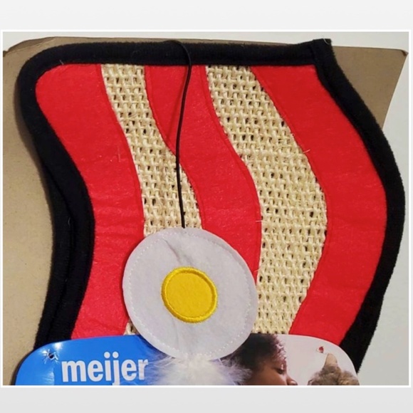 New Cat Toy Scratcher Bacon Me Crazy Floor Door Mat Eggs Feather Catnip NWT - Picture 4 of 16